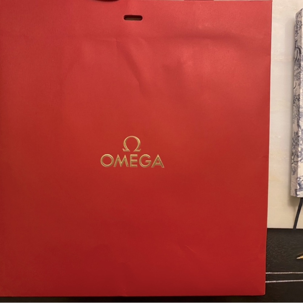Large omega shopping bag